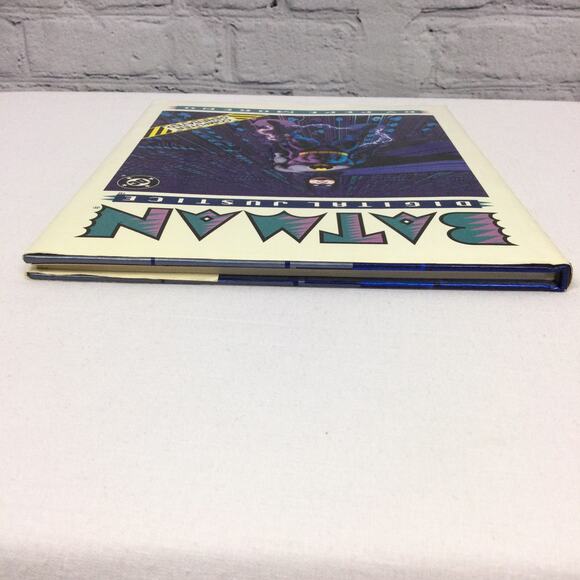 Batman Digital Justice By Pepe Moreno Computer Generated 1990 DC Comic - Picture 5 of 15